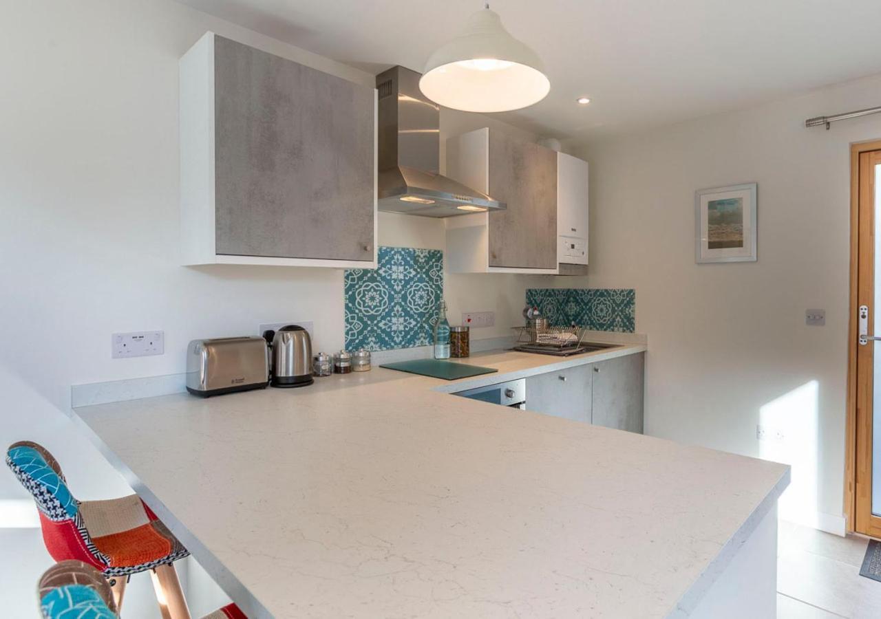 Stones Throw Studio Apartment Bude Cornwall Extérieur photo