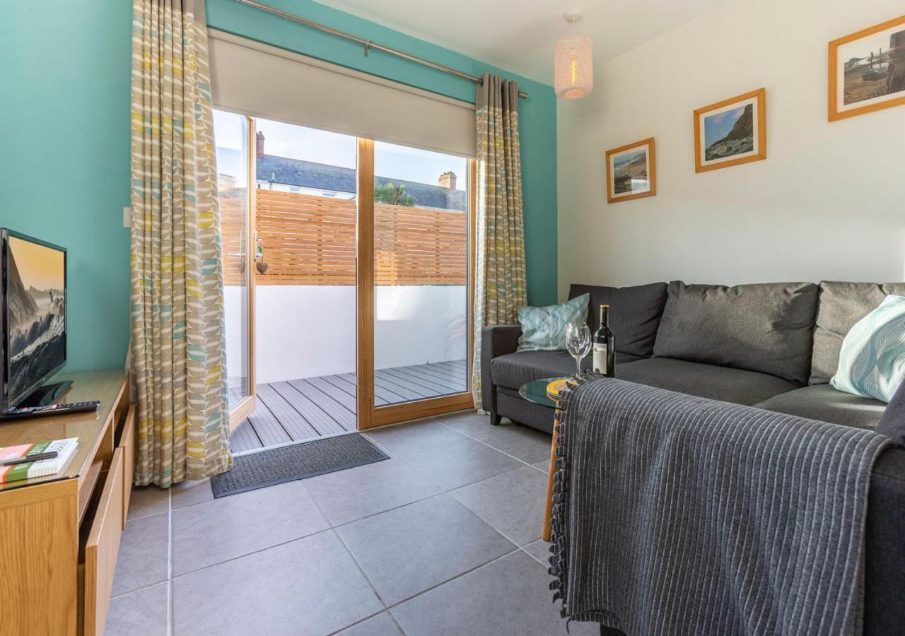 Stones Throw Studio Apartment Bude Cornwall Extérieur photo